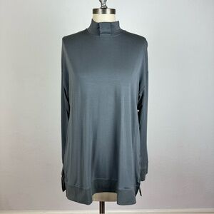 NWT Double D Ranch Stretch-Knit Top